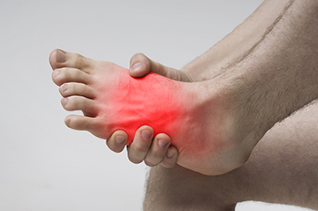 How Fibromyalgia Can Cause Foot Pain